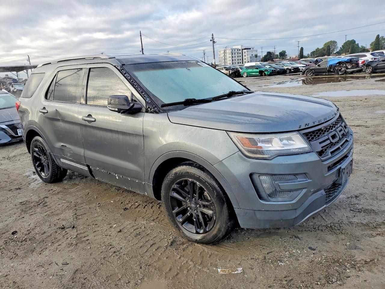 2016 FORD EXPLORER XLT photo 4