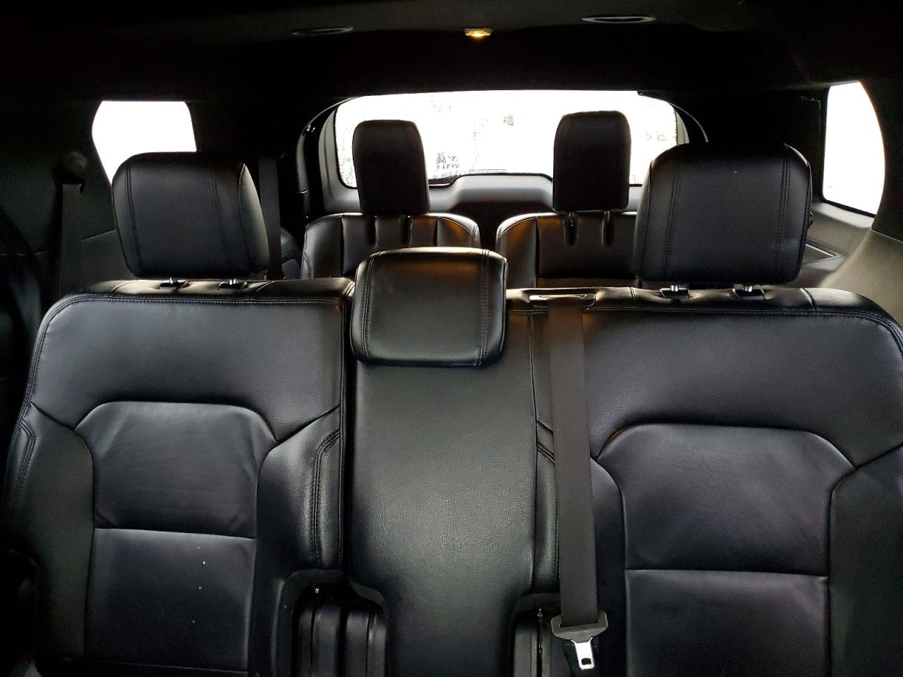 2016 FORD EXPLORER XLT photo 10