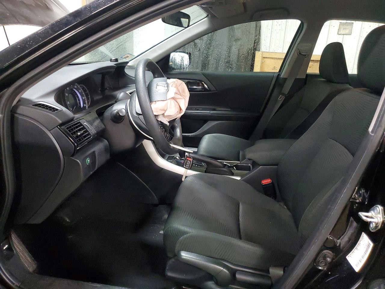 2016 HONDA ACCORD LX photo 7