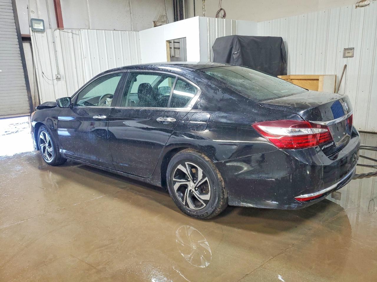 2016 HONDA ACCORD LX photo 2