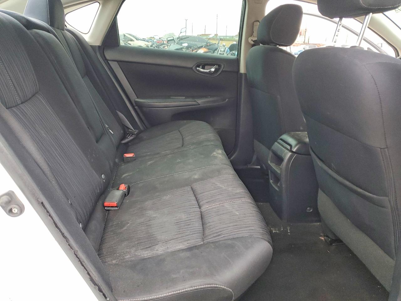 2016 NISSAN SENTRA S photo 10