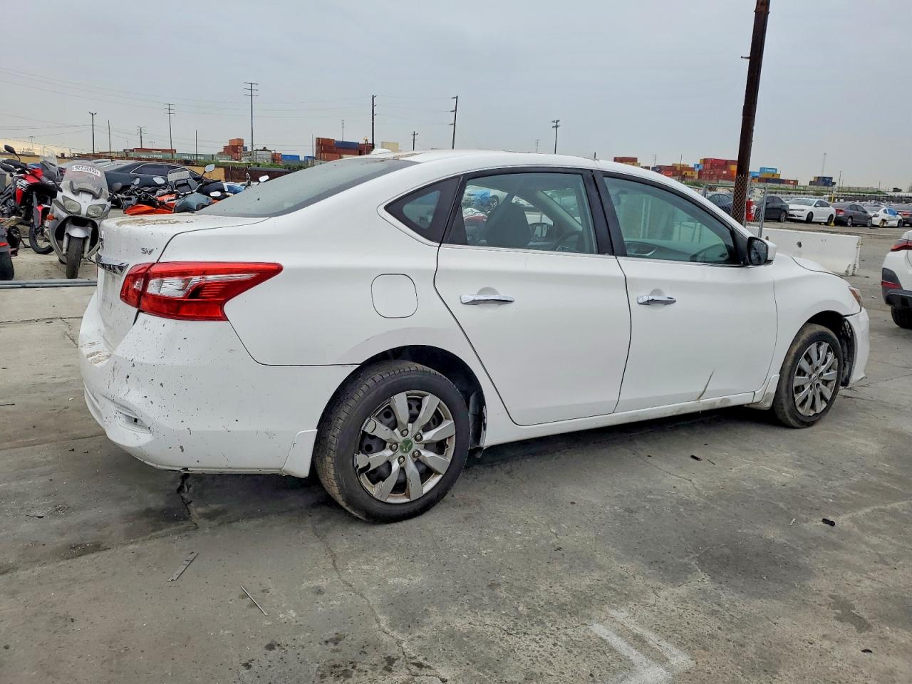 2016 NISSAN SENTRA S photo 3