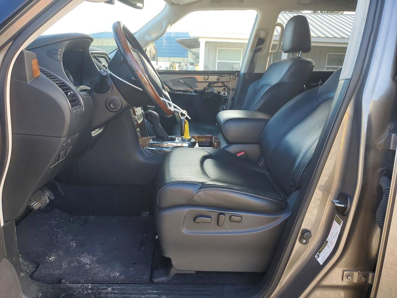 2018 INFINITI QX80 BASE photo 7