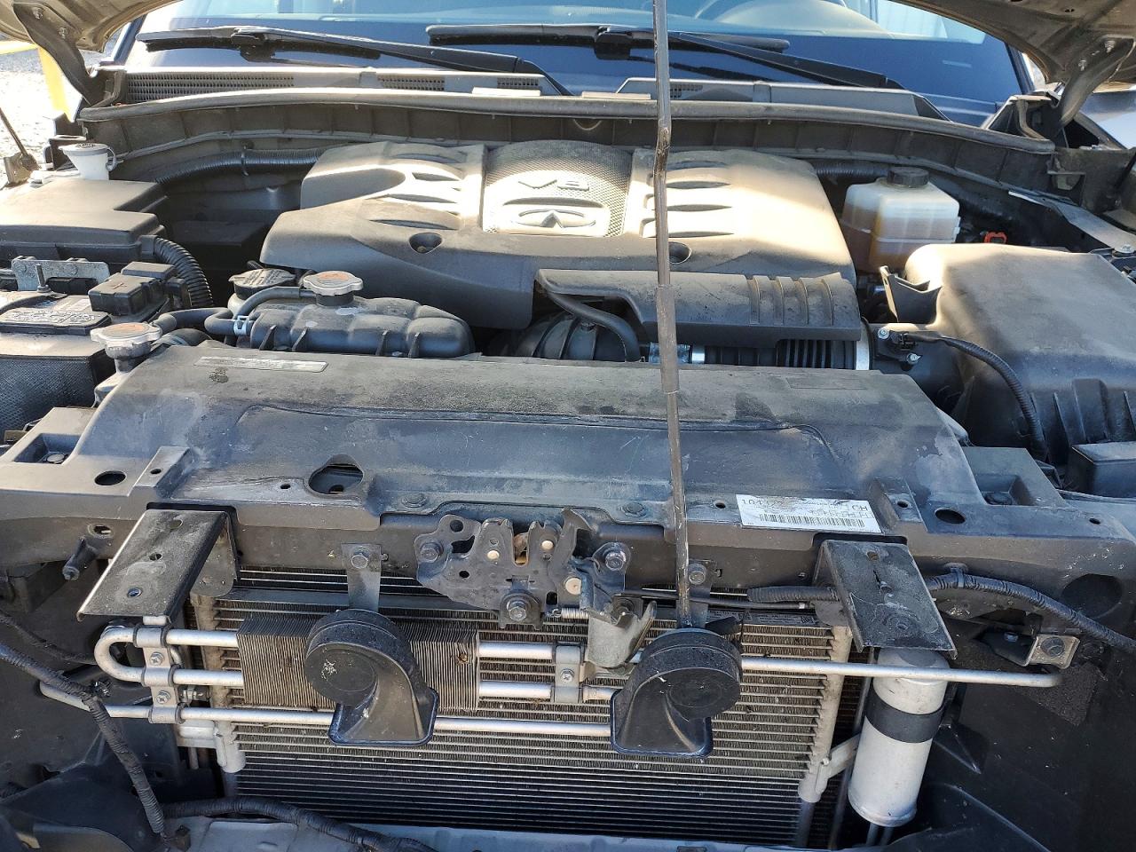 2018 INFINITI QX80 BASE photo 12