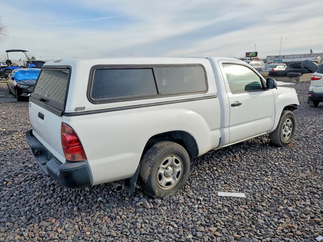 2013 TOYOTA TACOMA photo 3