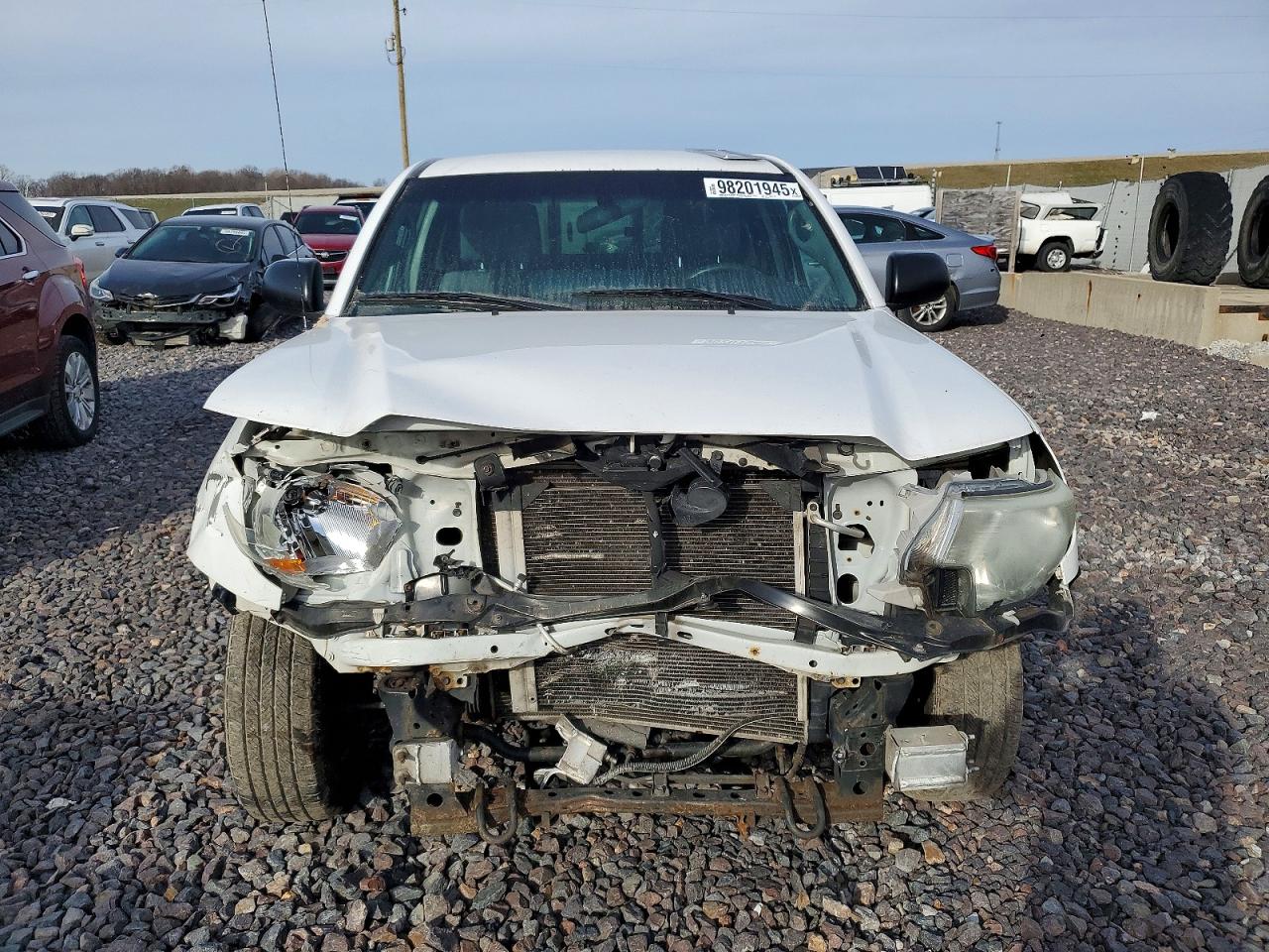 2013 TOYOTA TACOMA photo 5