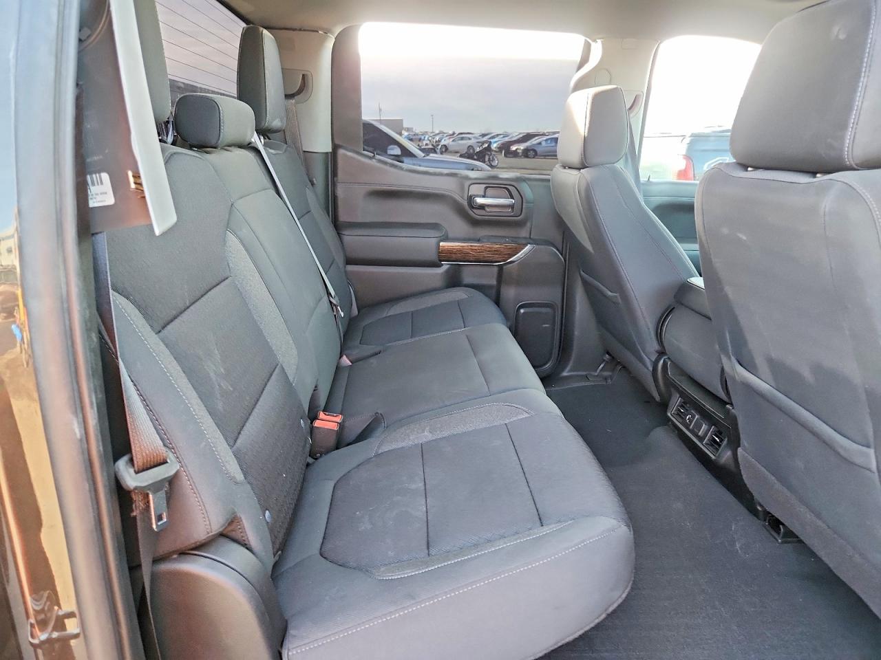 2021 GMC SIERRA K1500 SLE photo 10