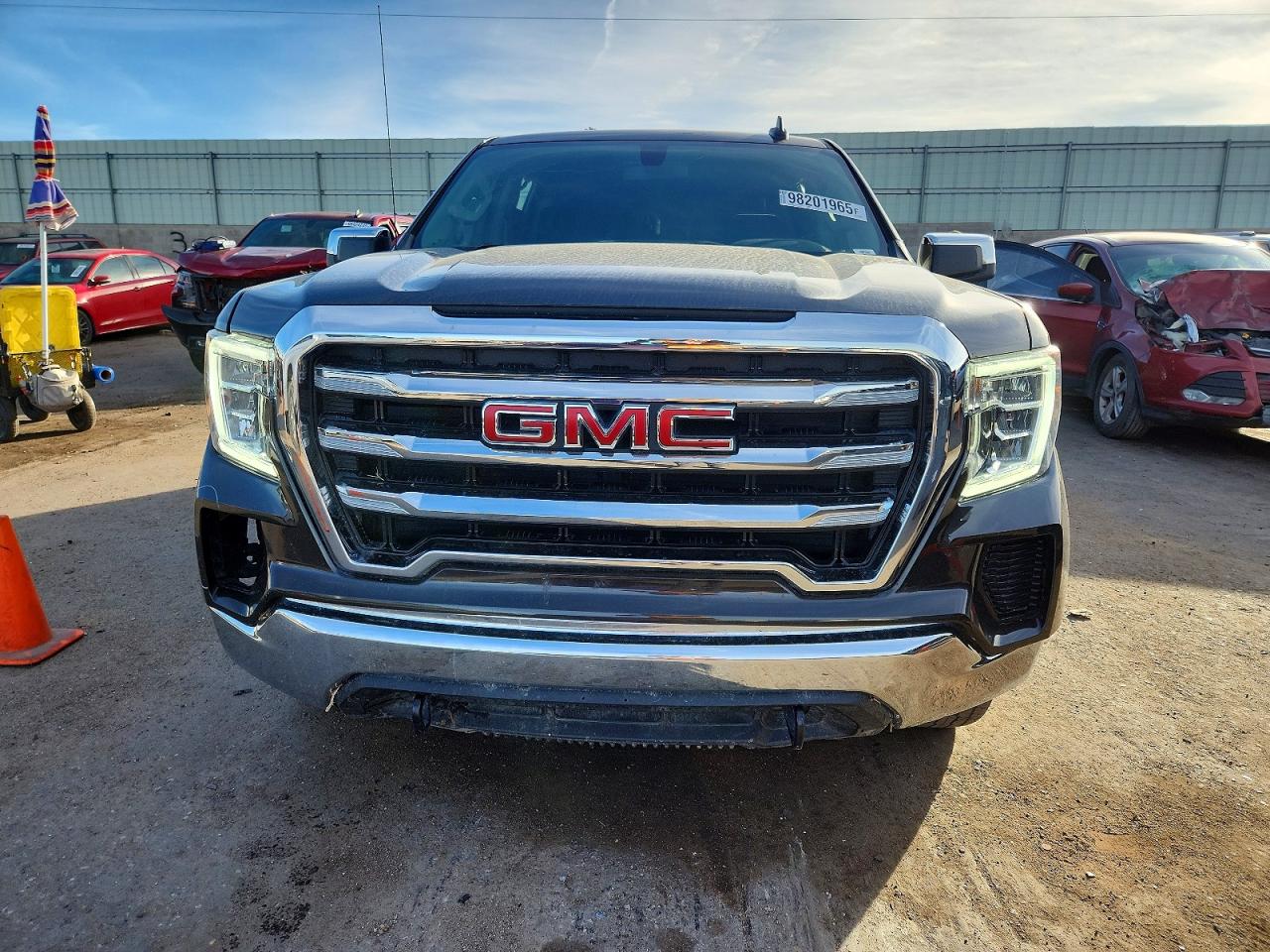 2021 GMC SIERRA K1500 SLE photo 5
