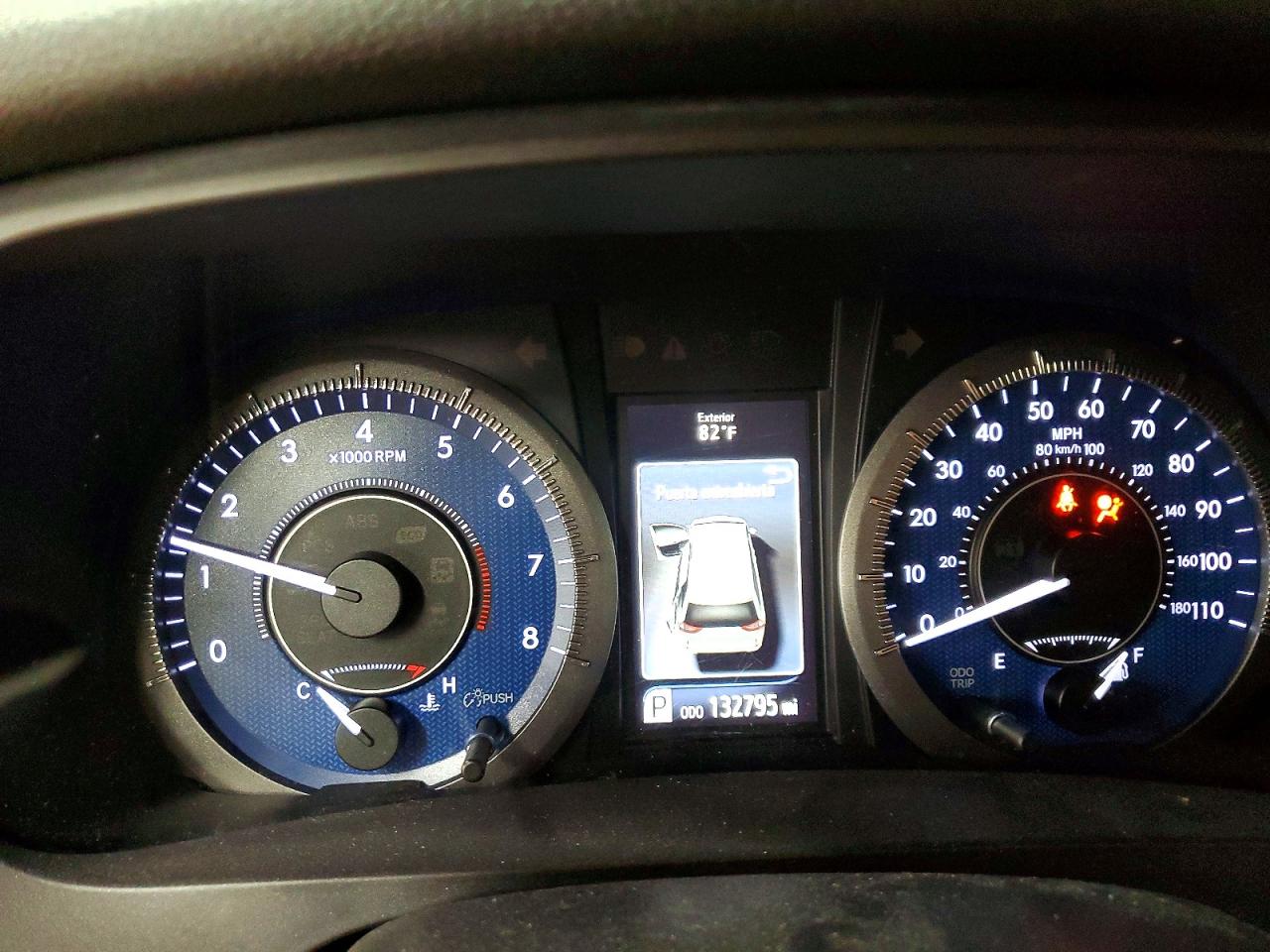 2016 TOYOTA SIENNA XLE photo 9