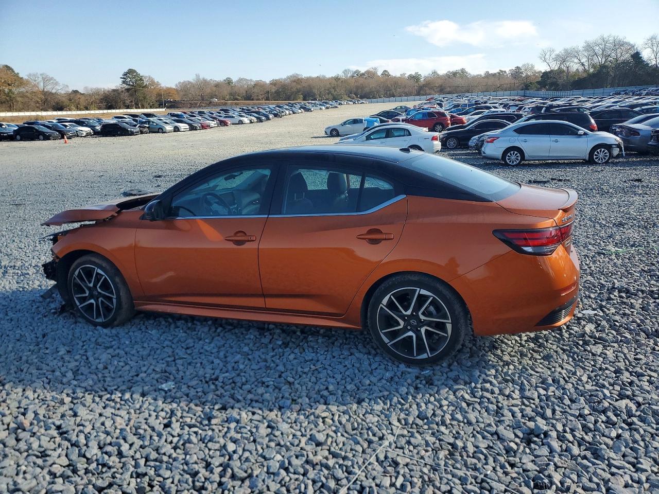 2024 NISSAN SENTRA SR photo 2