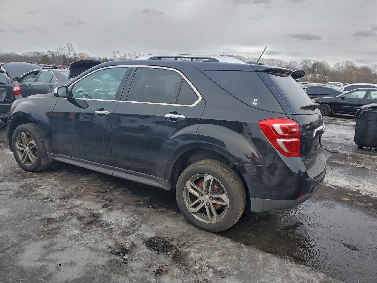 2017 CHEVROLET EQUINOX PREMIER photo 2