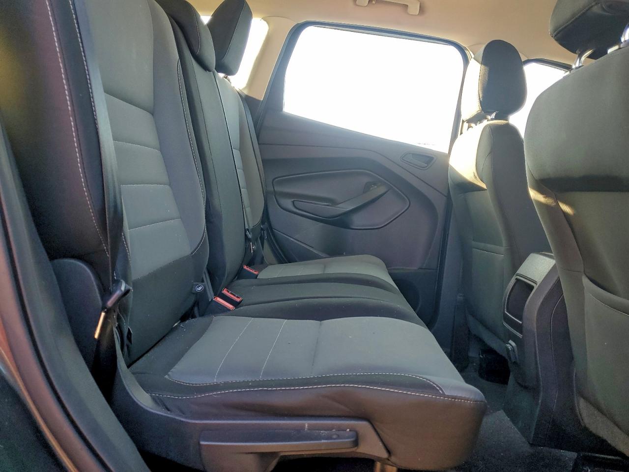 2017 FORD ESCAPE S photo 11