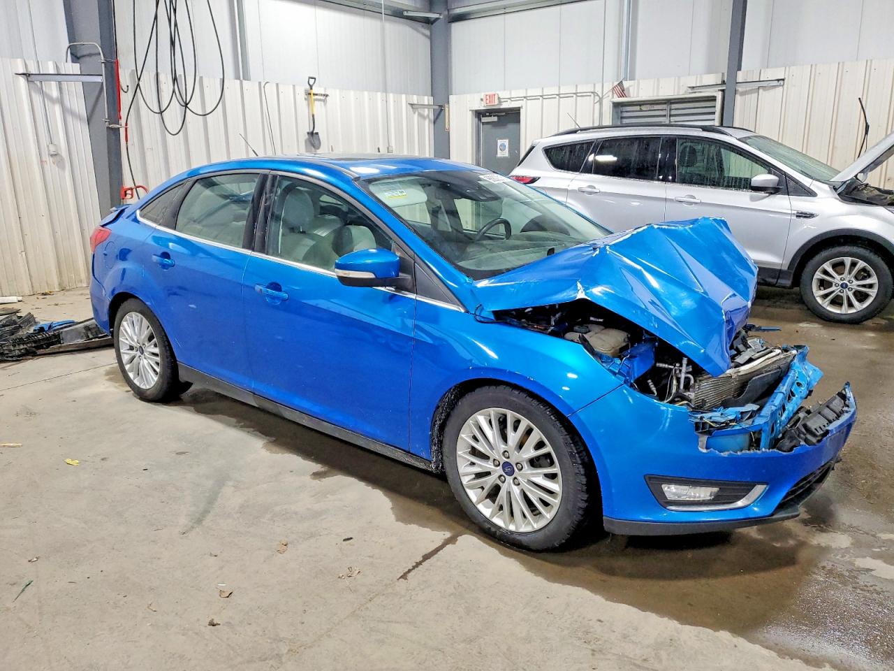 2017 FORD FOCUS TITANIUM photo 4