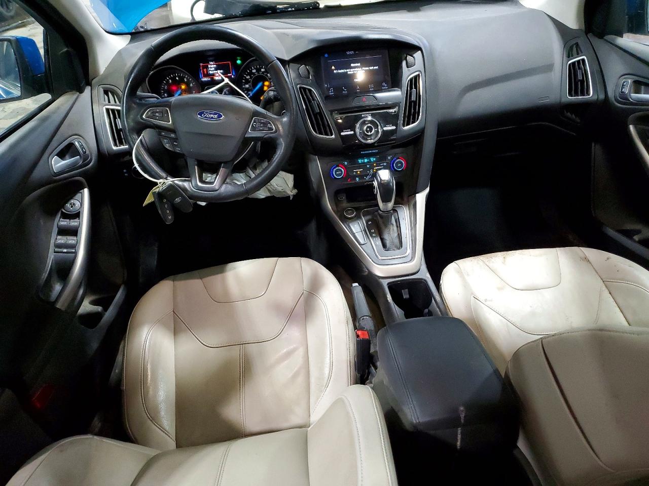 2017 FORD FOCUS TITANIUM photo 8