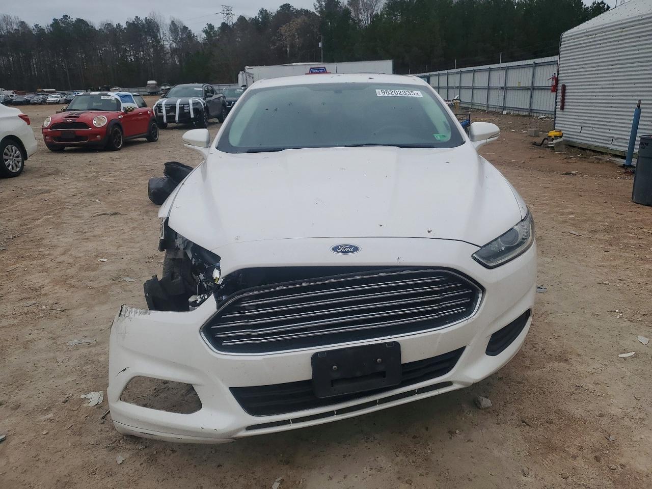 2016 FORD FUSION SE photo 5