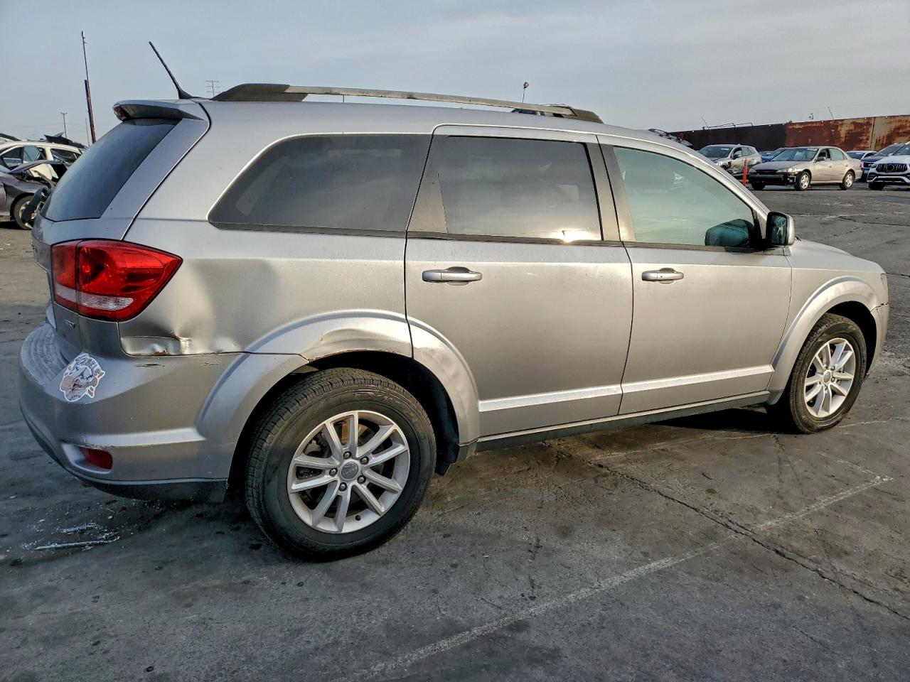 2017 DODGE JOURNEY SXT photo 3