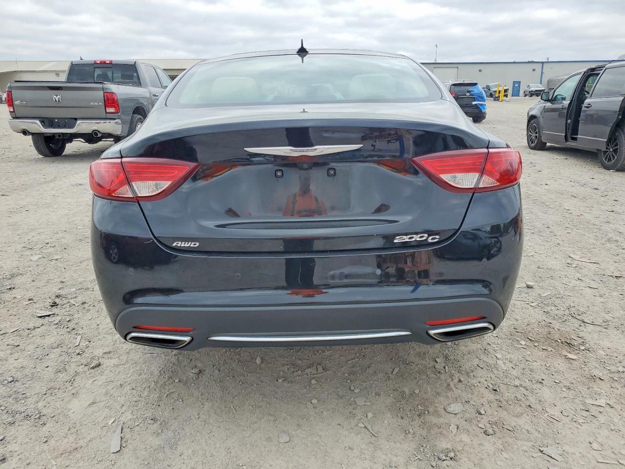2015 CHRYSLER 200 C photo 6