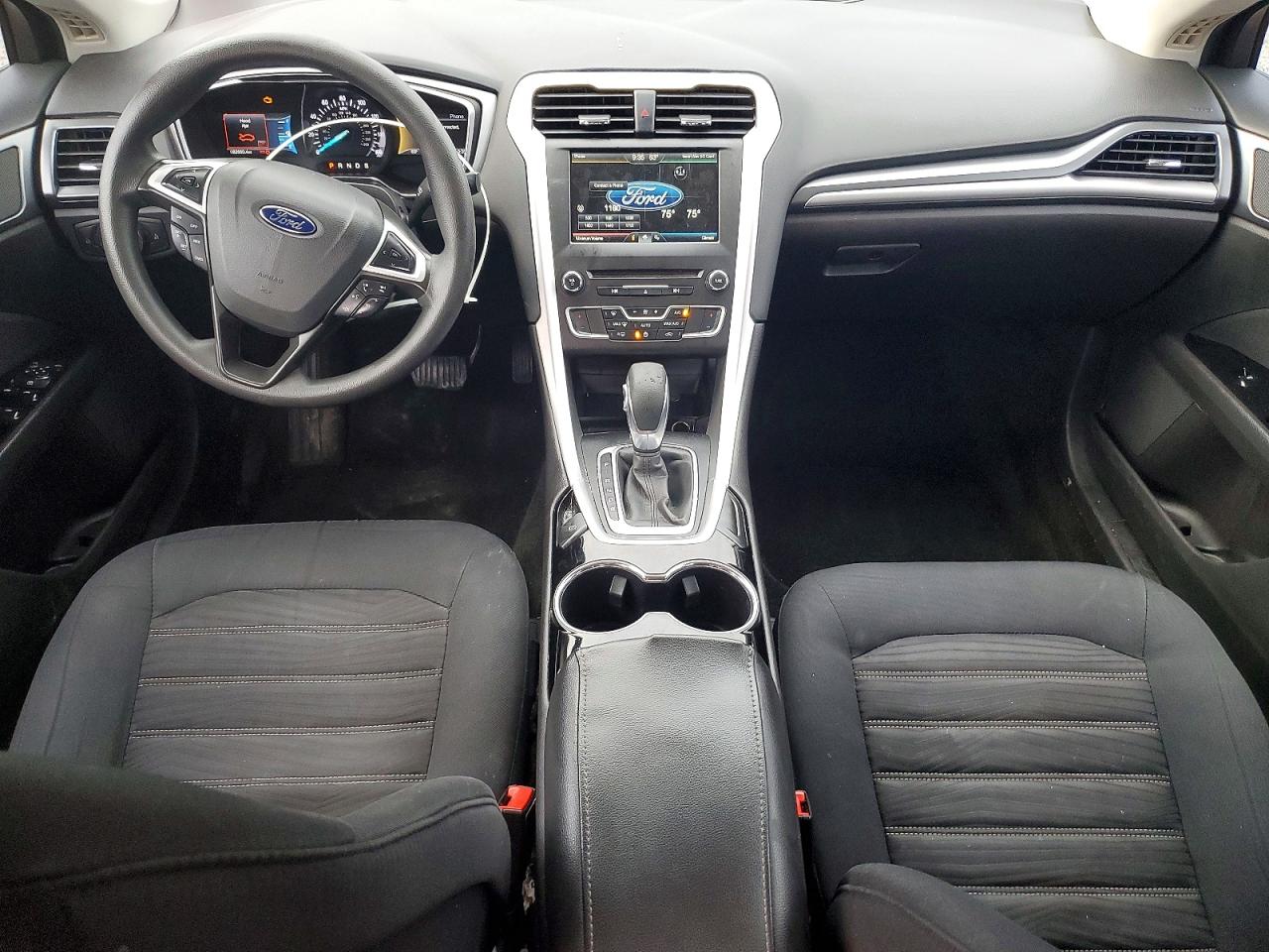 2016 FORD FUSION SE photo 8