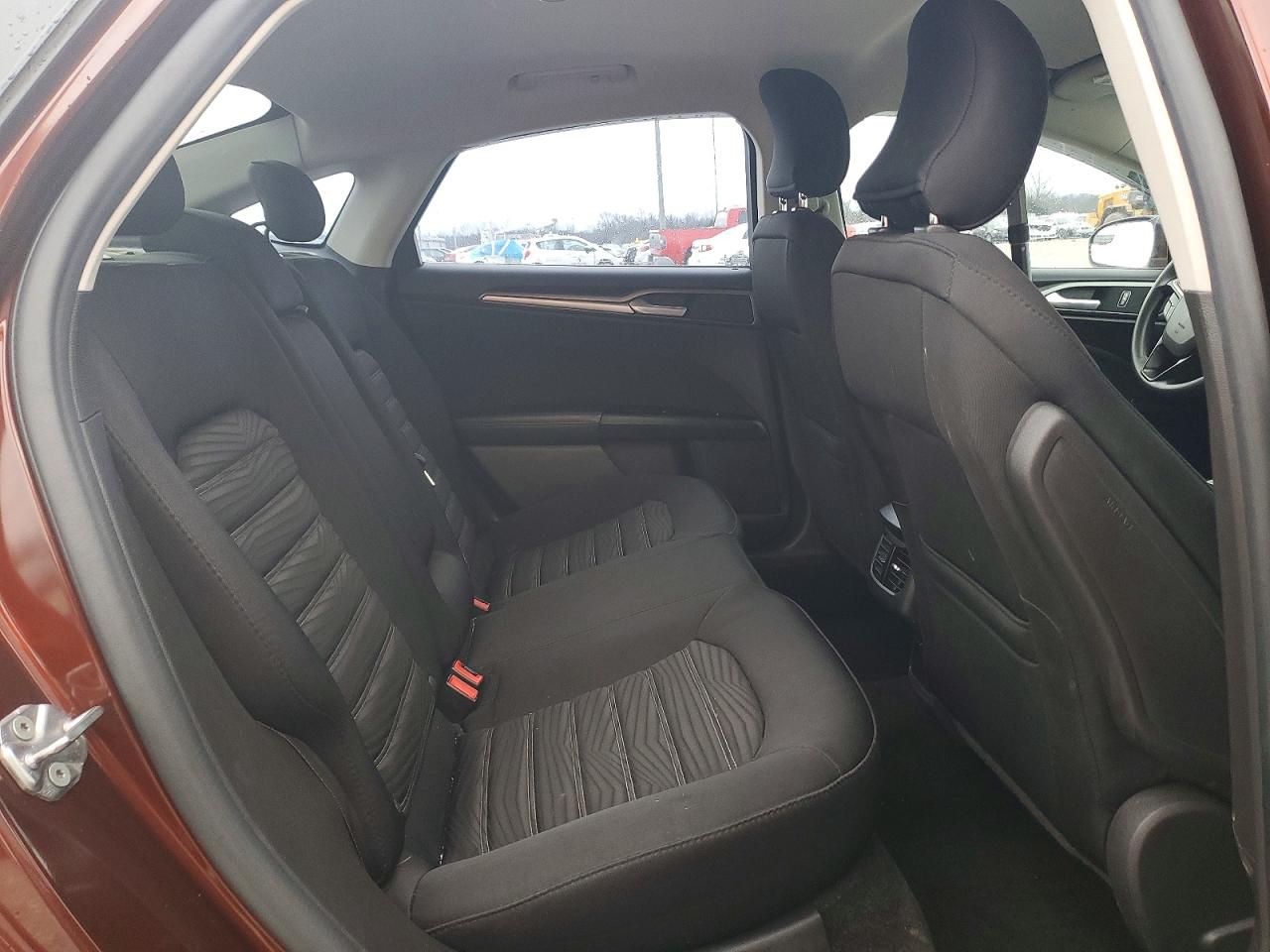 2016 FORD FUSION SE photo 10