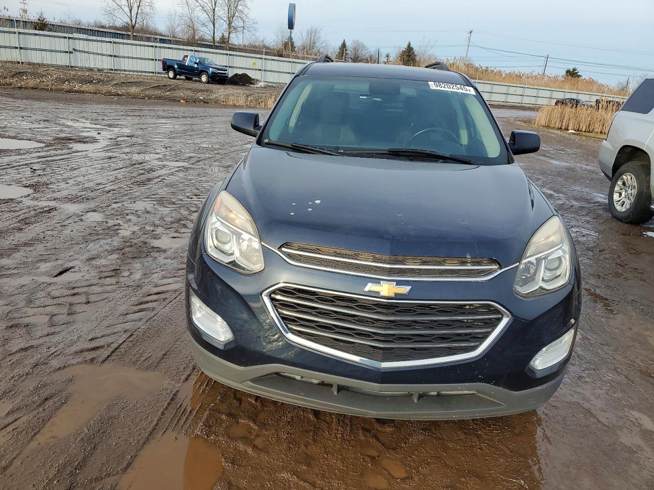 2017 CHEVROLET EQUINOX LT photo 13