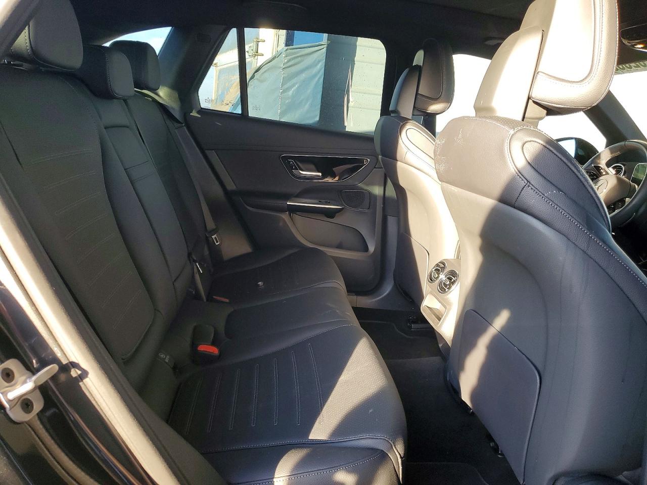 2024 MERCEDES-BENZ GLC 300 photo 28