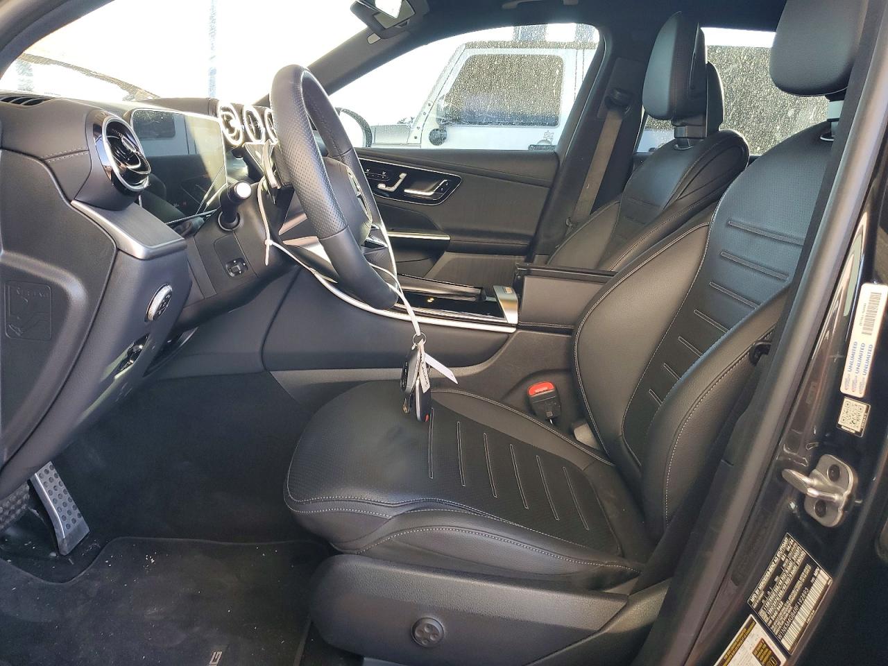 2024 MERCEDES-BENZ GLC 300 photo 19