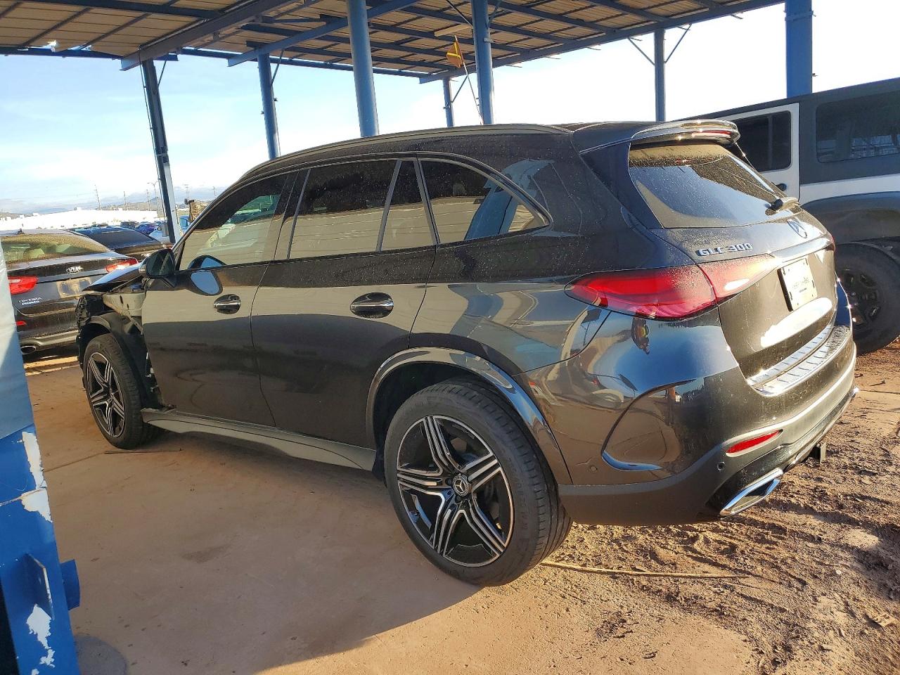 2024 MERCEDES-BENZ GLC 300 photo 4