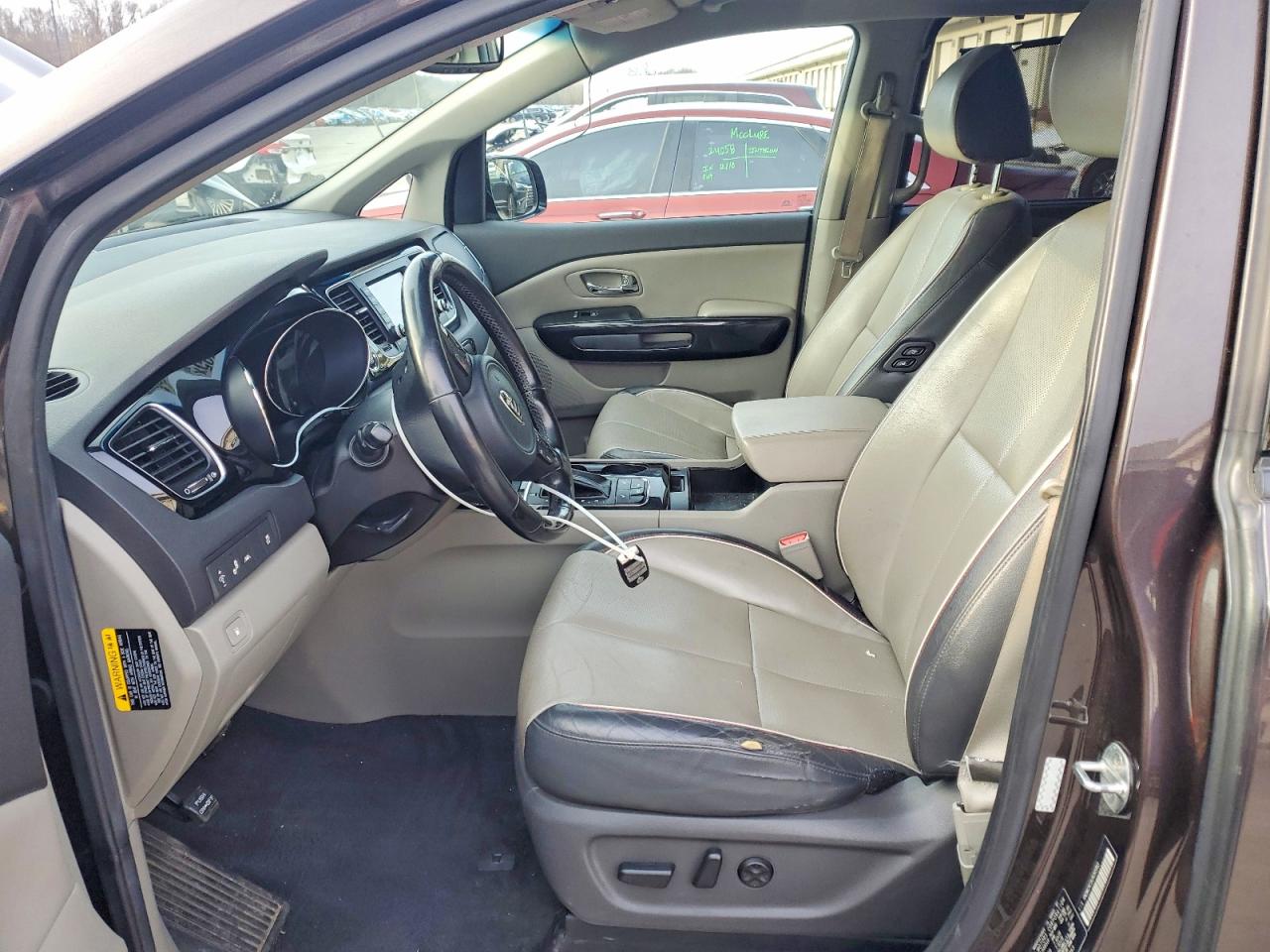 2018 KIA SEDONA EX photo 7