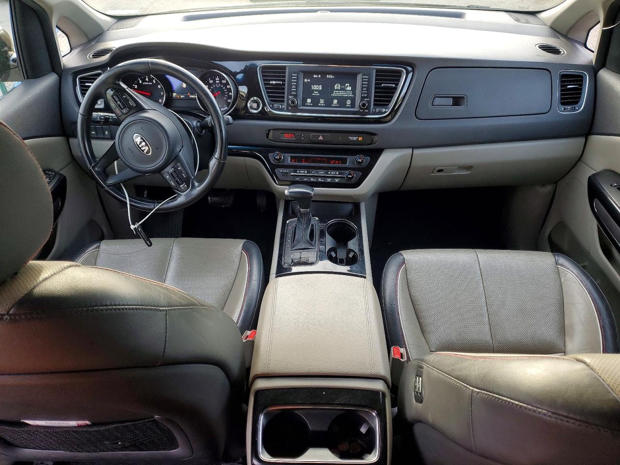 2018 KIA SEDONA EX photo 8
