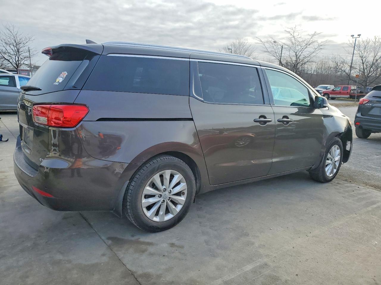 2018 KIA SEDONA EX photo 3