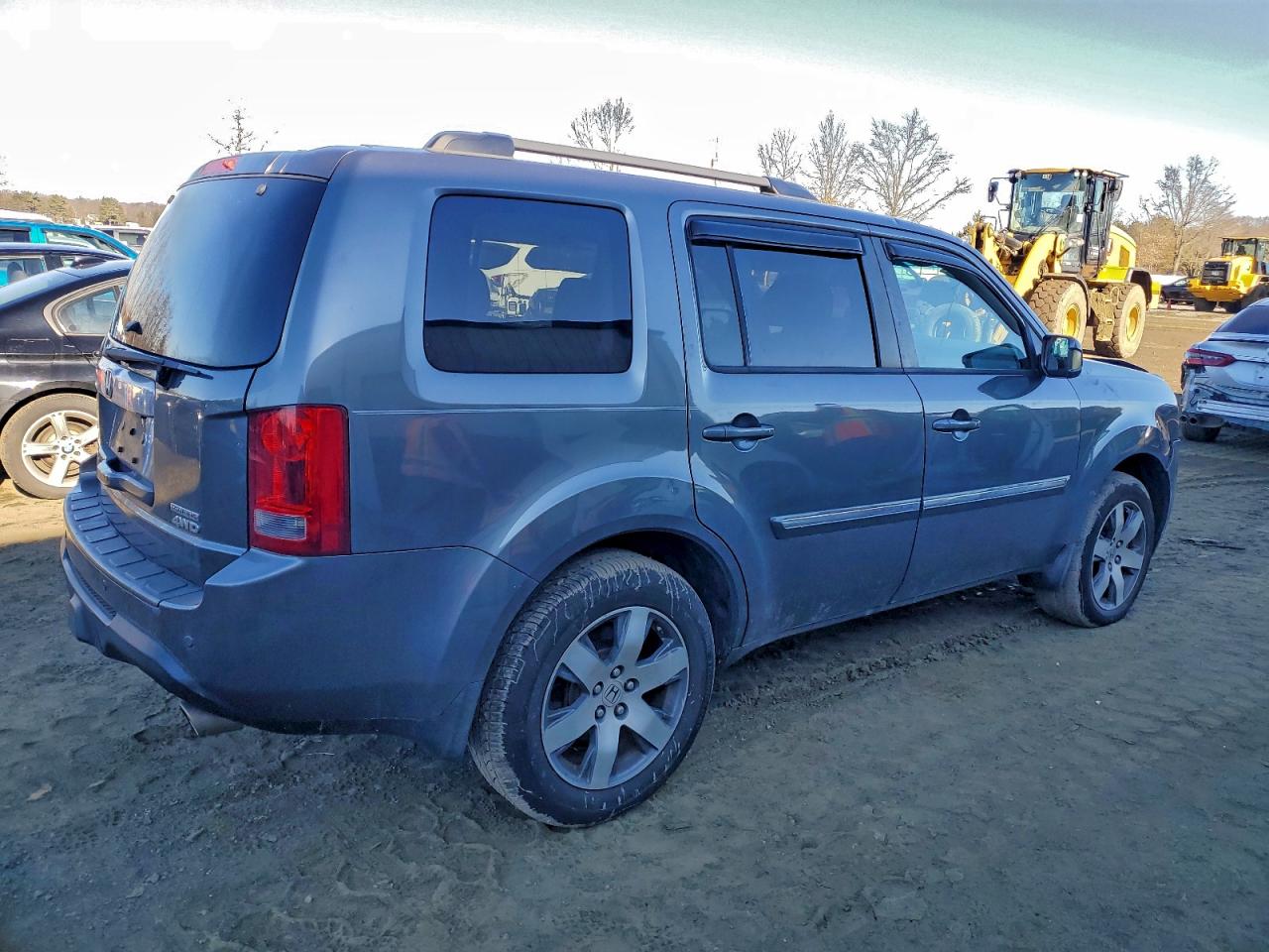 2013 HONDA PILOT TOURING photo 3