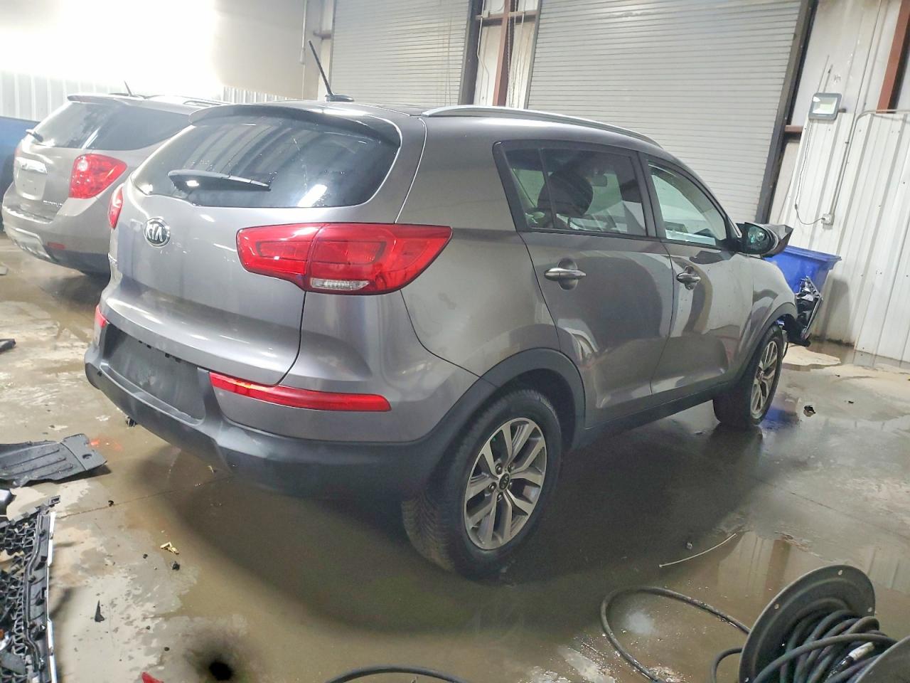 2016 KIA SPORTAGE LX photo 3