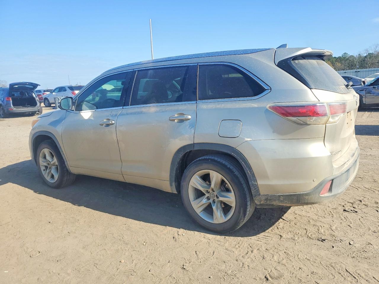 2016 TOYOTA HIGHLANDER LIMITED photo 2