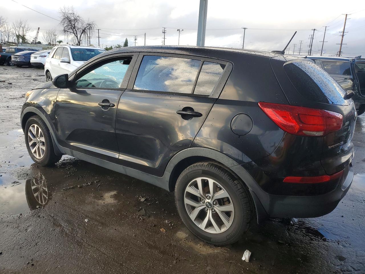 2016 KIA SPORTAGE LX photo 2