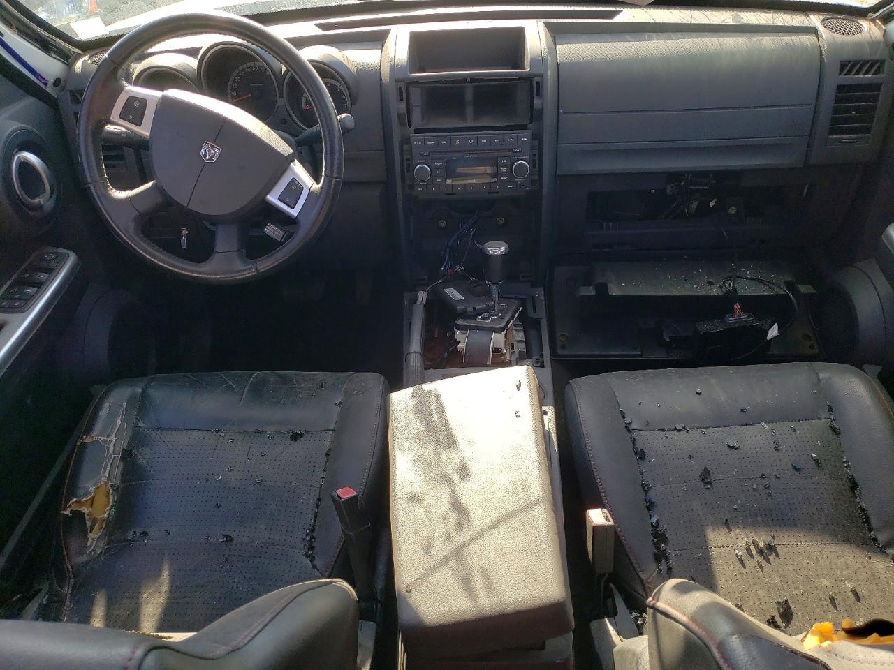 2008 DODGE NITRO R/T photo 8