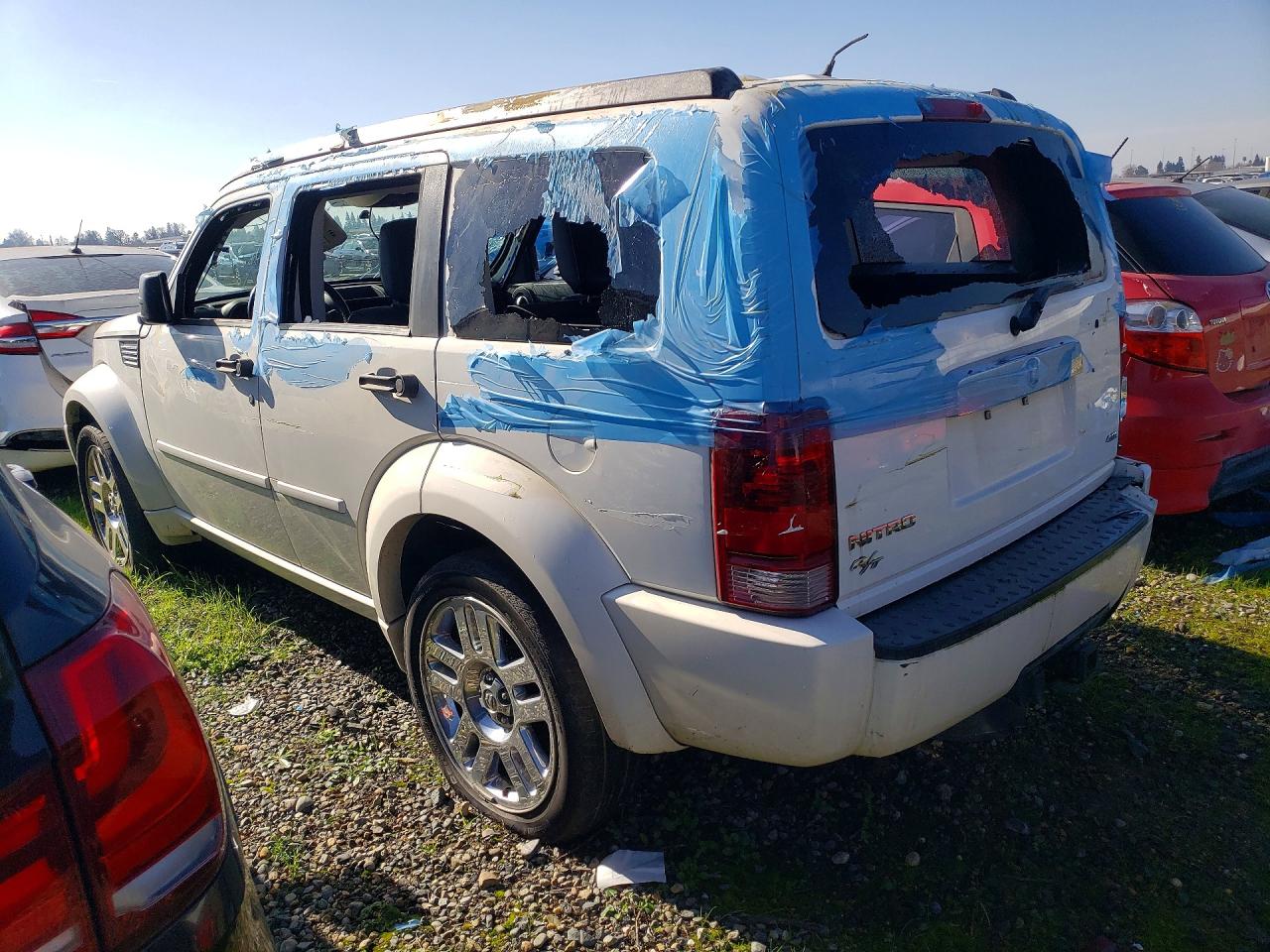 2008 DODGE NITRO R/T photo 2