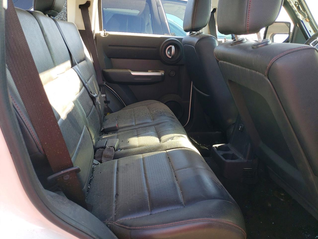 2008 DODGE NITRO R/T photo 11