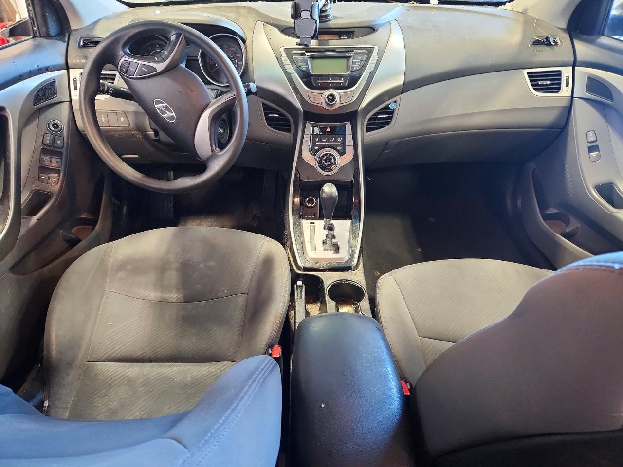 2013 HYUNDAI ELANTRA GLS photo 8