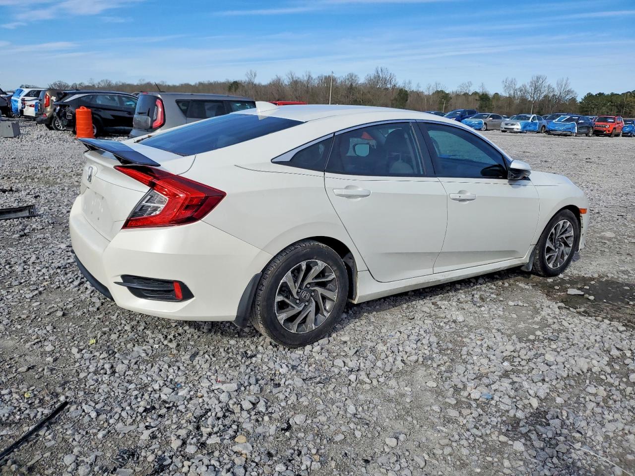 2017 HONDA CIVIC EX photo 3