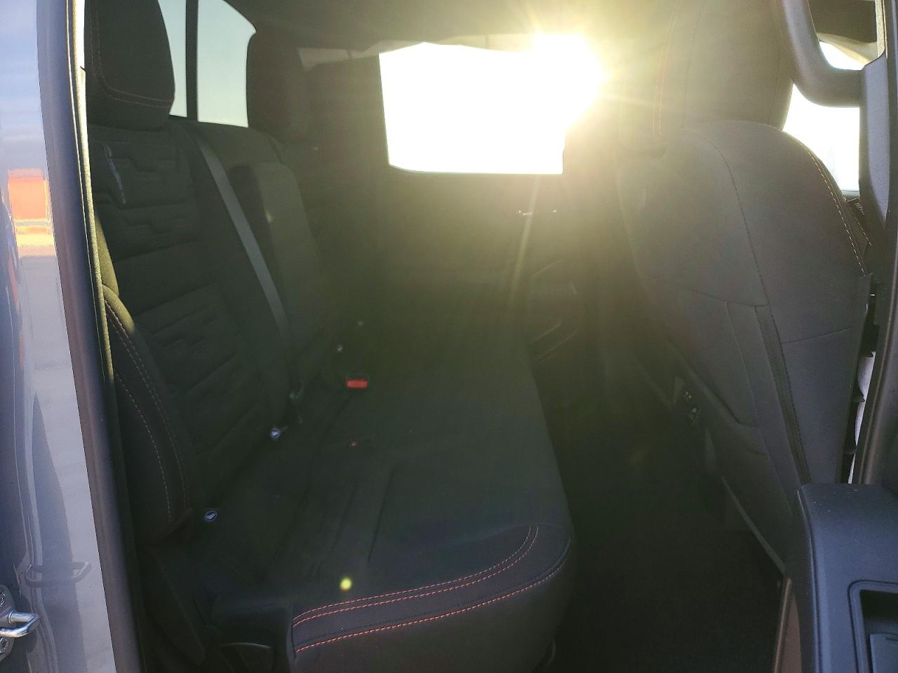 2024 NISSAN FRONTIER S photo 10