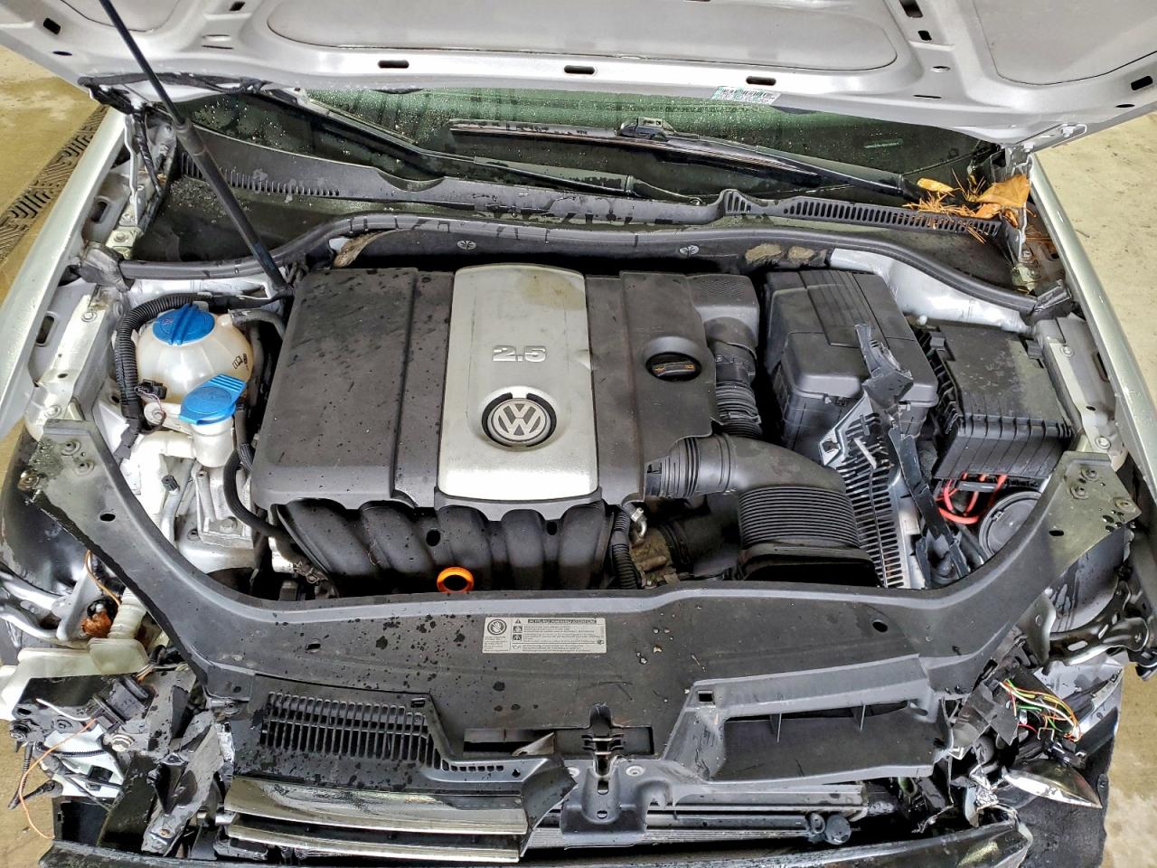 2009 VOLKSWAGEN JETTA SE photo 11