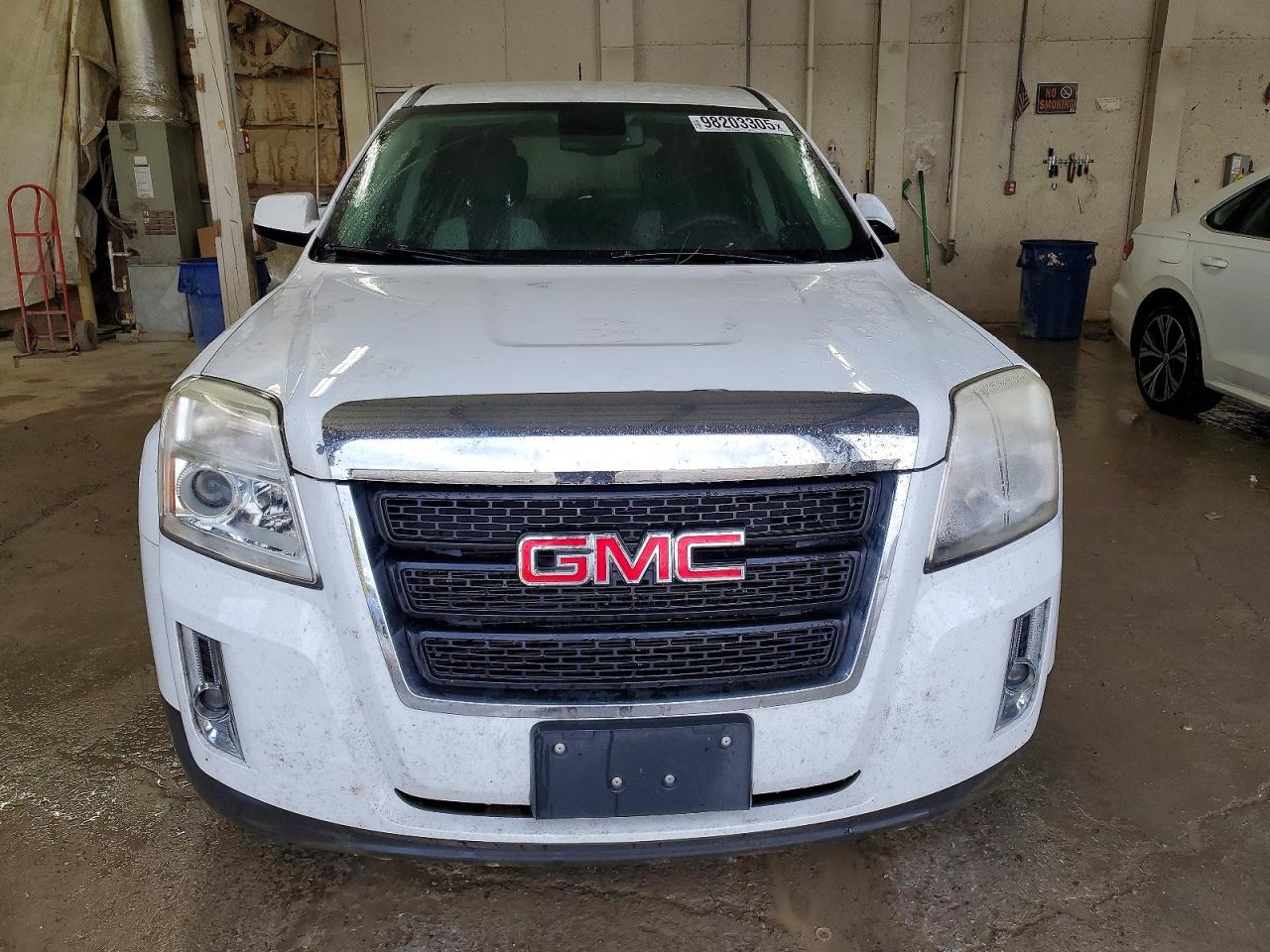2015 GMC TERRAIN SLE photo 5