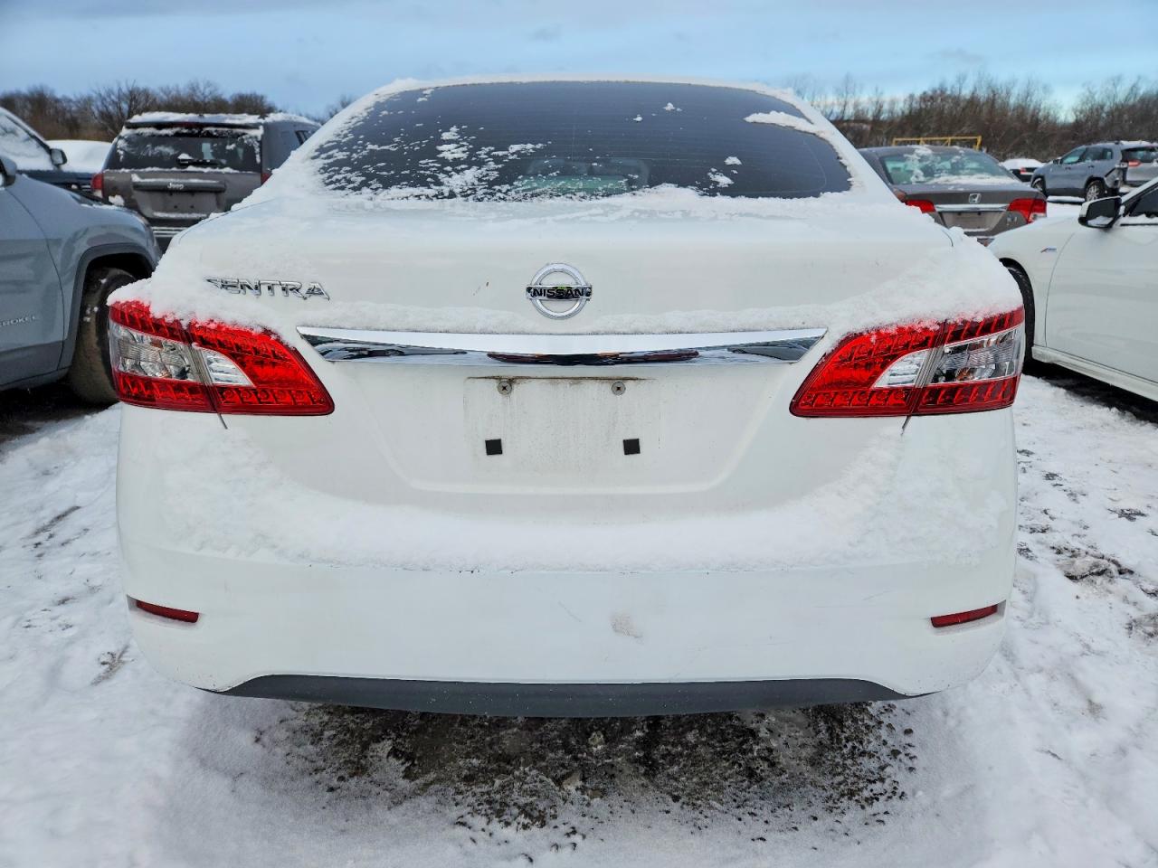 2015 NISSAN SENTRA S photo 6