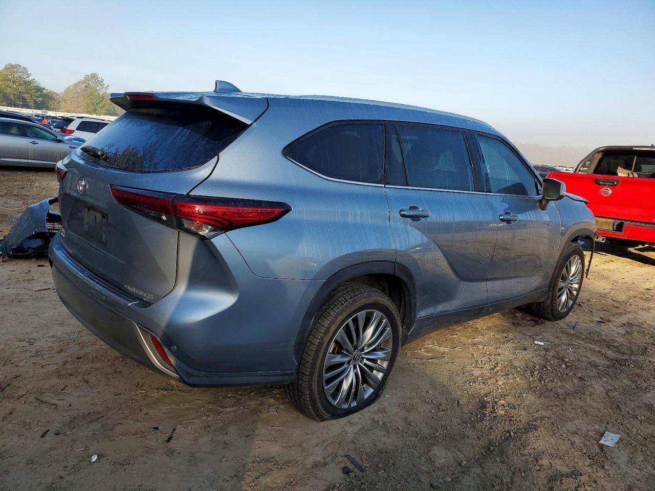 2021 TOYOTA HIGHLANDER PLATINUM photo 3