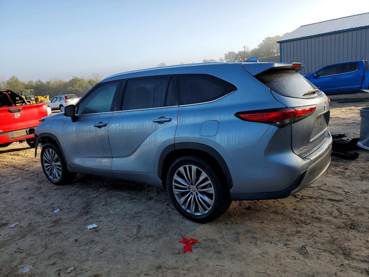 2021 TOYOTA HIGHLANDER PLATINUM photo 2