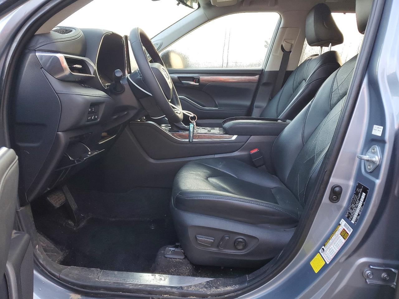 2021 TOYOTA HIGHLANDER PLATINUM photo 7
