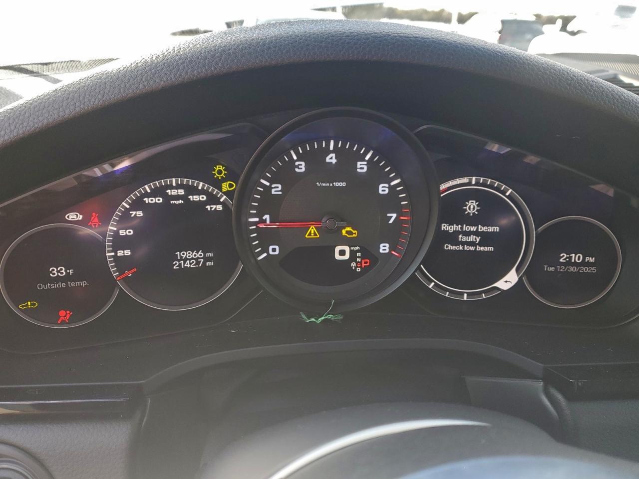 2022 PORSCHE CAYENNE photo 9