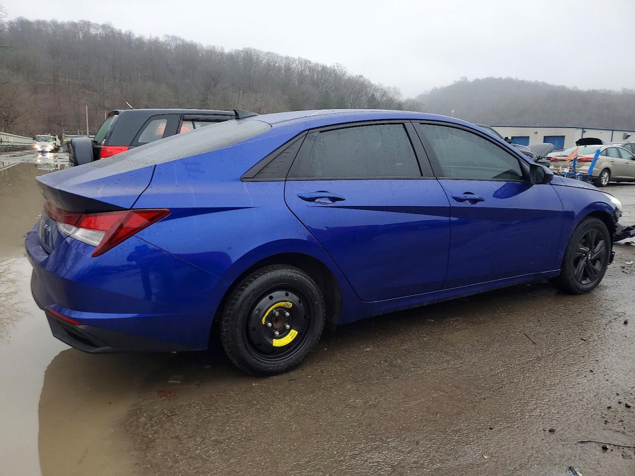 2023 HYUNDAI ELANTRA SEL photo 3