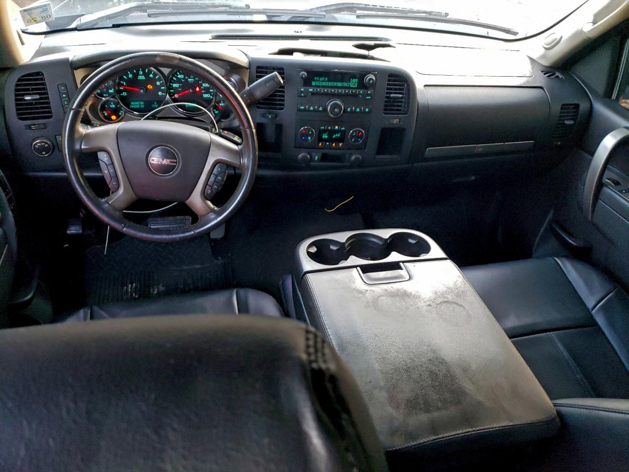 2011 GMC SIERRA C1500 SLE photo 8