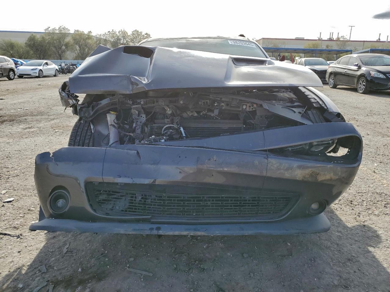 2016 DODGE CHALLENGER SXT photo 5